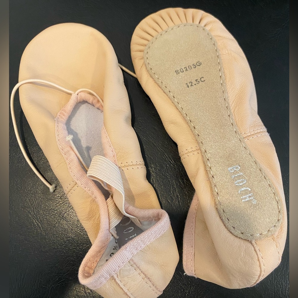 Bloch size 12.5 never worn ballet shoes